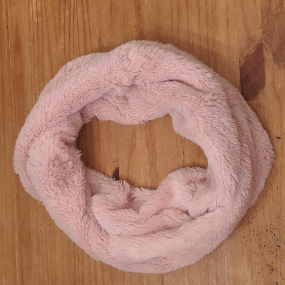 Red Camel Dusty Rose Faux Fur Infinity Scarf